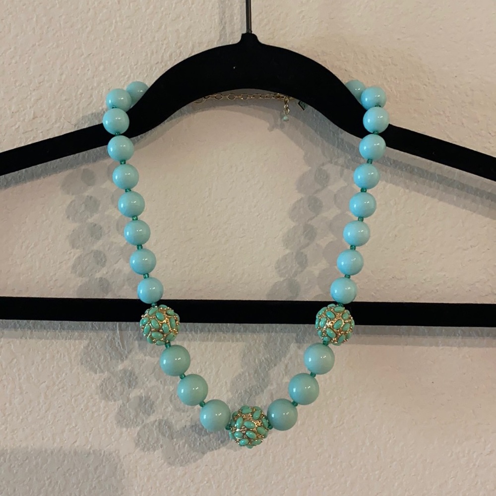 Banana Republic gold tone and turquoise colored bead necklace
